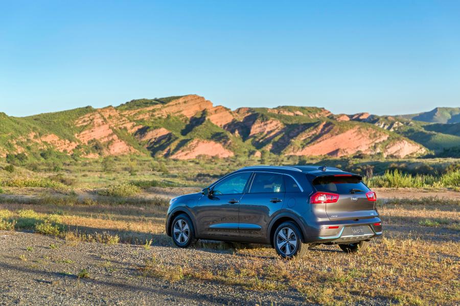  Kia Niro Plug-In Hybrid (DE) 2018 года  (NA) (фото 14 из 47)
